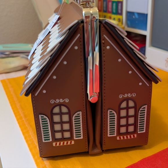 NWT Kate Spade Gingerbread House Top Handle Crossbody Bag Novelty Christmas - Picture 3 of 6